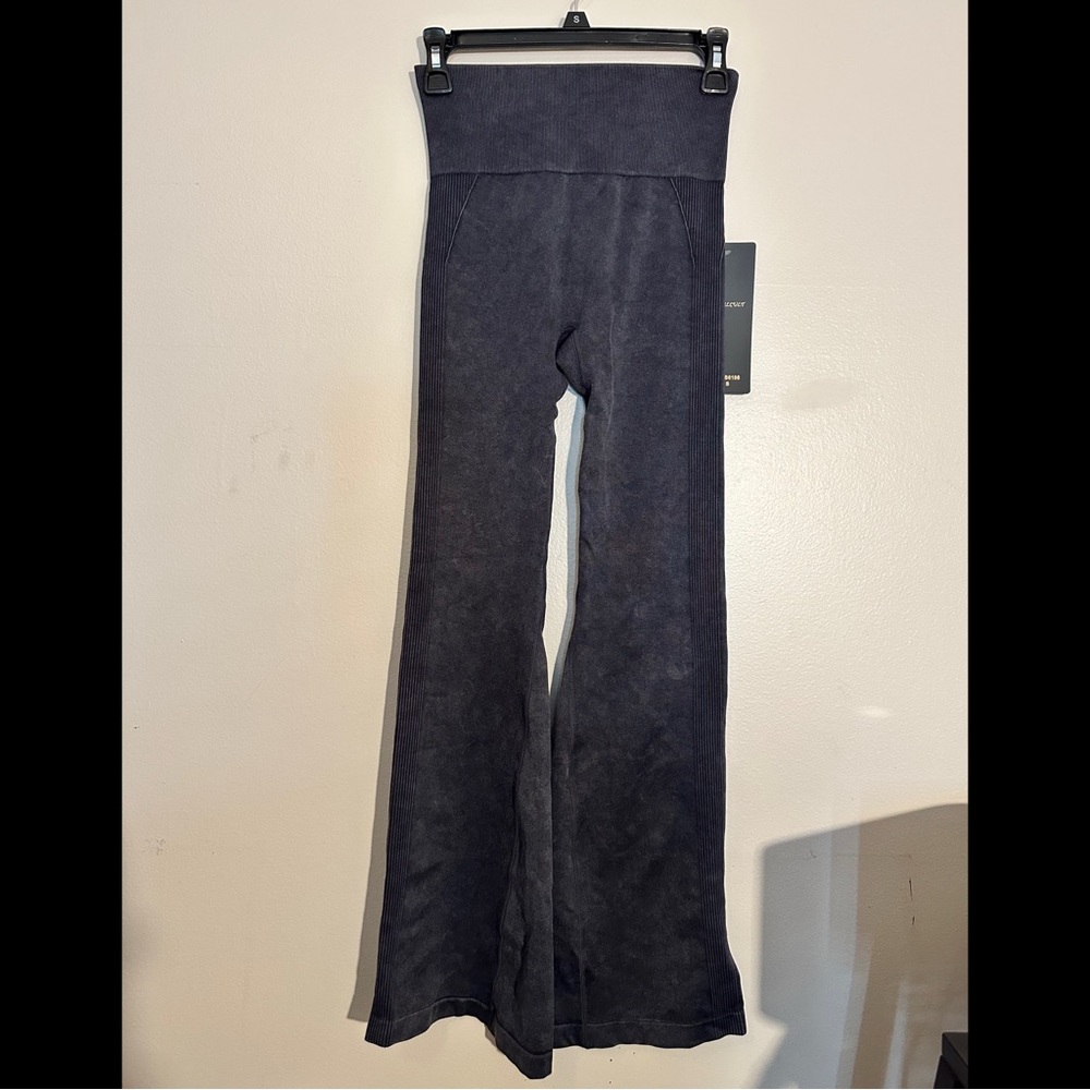 Angel Cult Blue GreyTank Top & Flared Pants Workout Set Y2K S NWT 90s 2000s - Picture 3 of 5